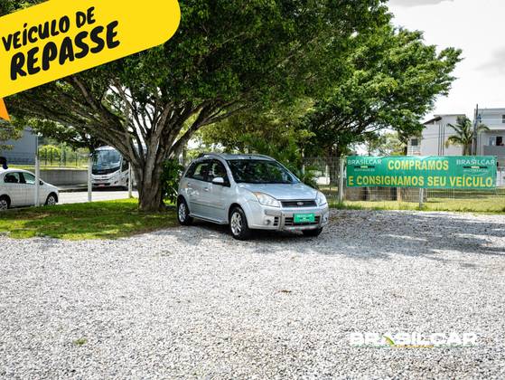 FORD FIESTA 1.0 MPI TRAIL HATCH 8V FLEX 4P MANUAL FORD FIESTA 1.0 MPI TRAIL HATCH 8V FLEX 4P MANUAL